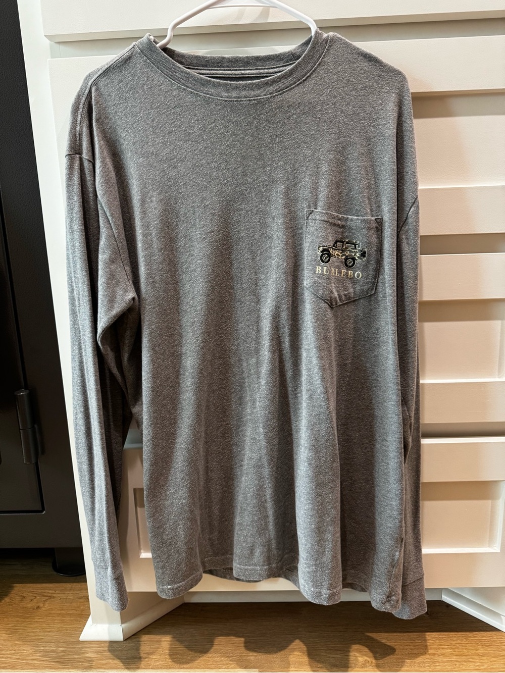 Men's Long-Sleeve Pocket Tee - Gray